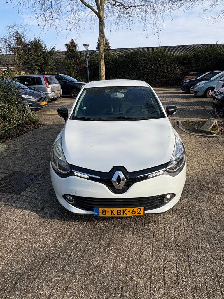 Renault Clio Energy TCe 90pk S&S Eco2 2013 Wit, Voorwielaandrijving, 40 €/maand, 540 kg, Origineel Nederlands