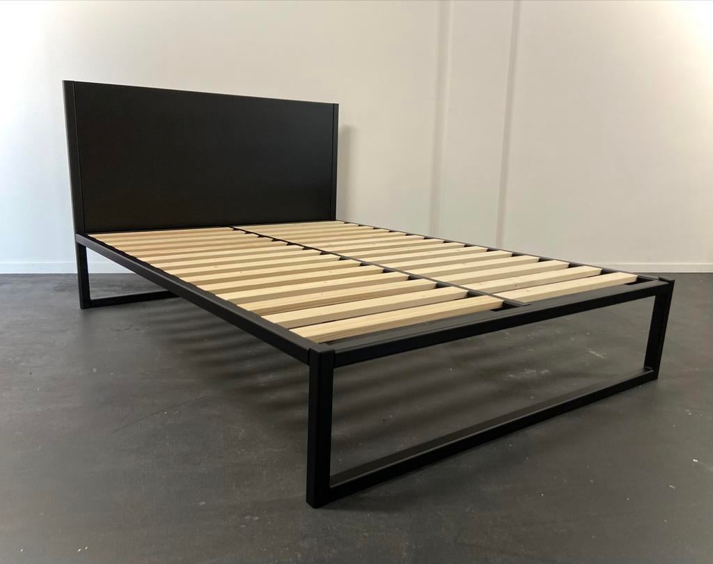 Nieuw Robuust industrieel metalen bedden - zwart Ledikant, Ophalen, Wit, 180 cm, Metaal