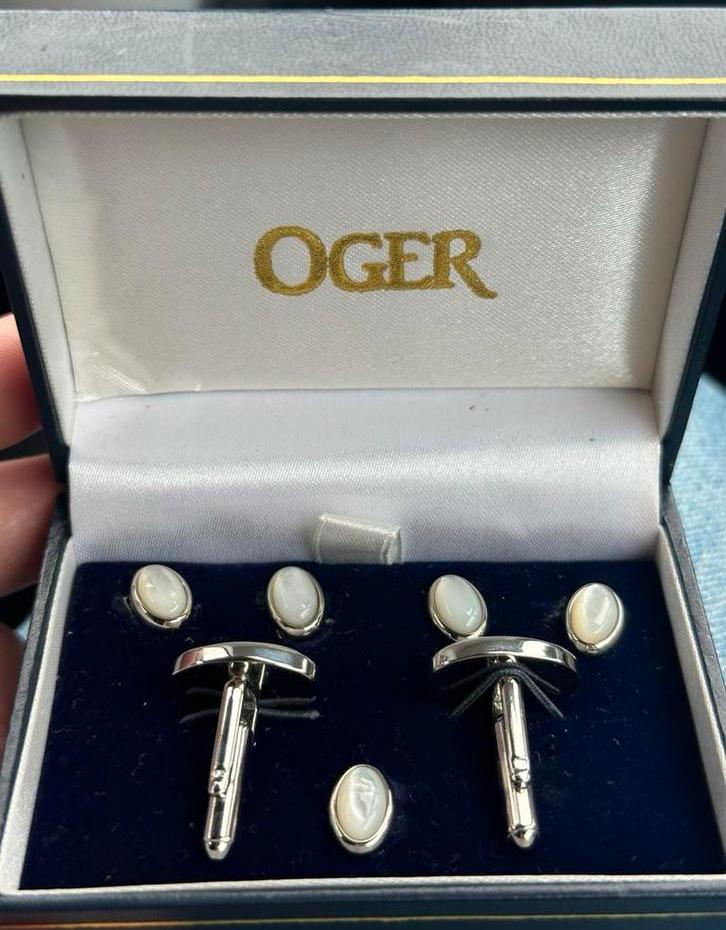 OGER edelstalen manchetknopen en hemdknopen parelmoer, Sieraden, Tassen en Uiterlijk, Manchetknopen, Ophalen of Verzenden, Zo goed als nieuw