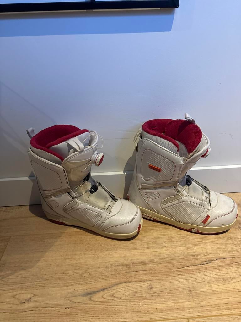 Dames Snowboard Schoenen Maat 42, Sport en Fitness, Snowboarden, Ophalen of Verzenden, Gebruikt, Snowboots