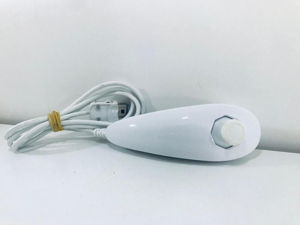 Wii - Originele Nunchuk Controller - Wit, Spelcomputers en Games, Games | Nintendo Wii, Overige genres, 1 speler, Ophalen of Verzenden