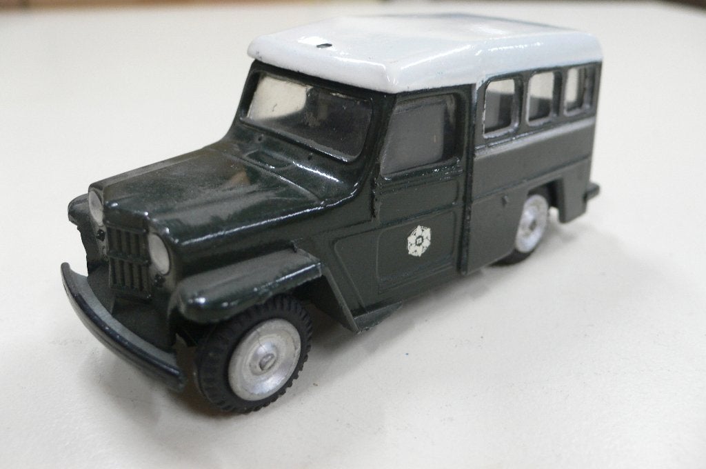 willys stationwagon-police israel- gamda koor-israel- 1/43, Verzenden, Gebruikt, Auto, Overige merken