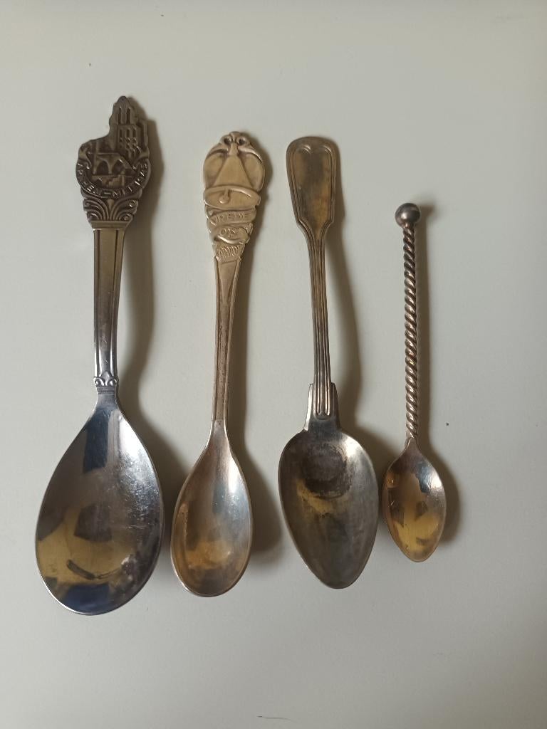 4x verzilverd lepeltje en 1x anders// OUD!, Antiek en Kunst, Ophalen of Verzenden