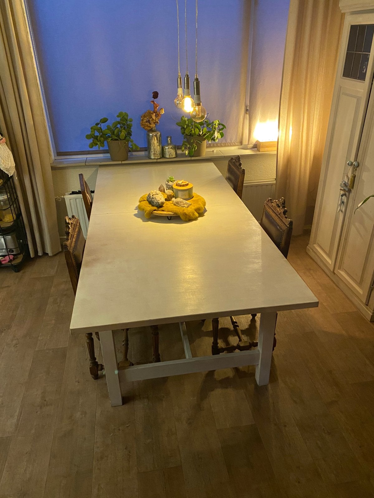 Lange houten eettafel wit gelakt/ geverfd met stoelen, Ophalen, 200 cm of meer, 50 tot 100 cm, Zo goed als nieuw