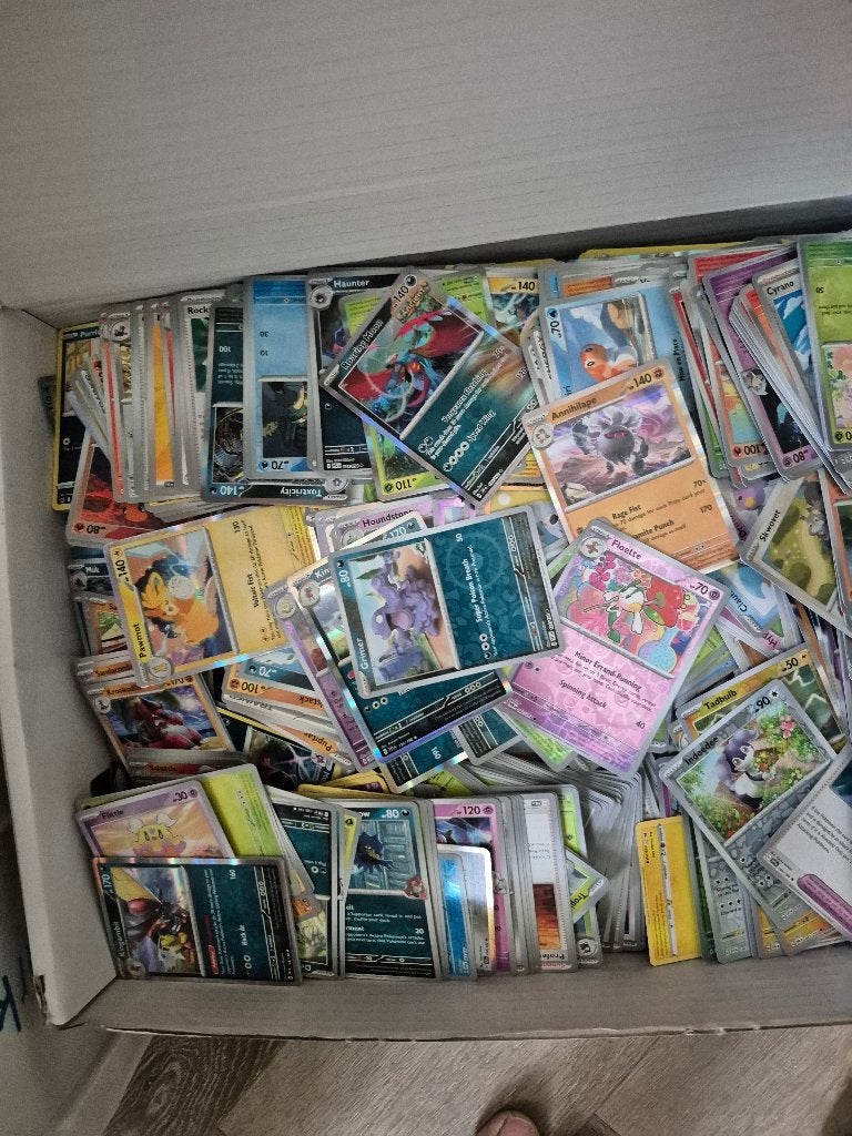 Koopje! Mega partij van 5000+ pokemon kaarten. Veel holo's, Ophalen of Verzenden, Zo goed als nieuw, Meerdere kaarten