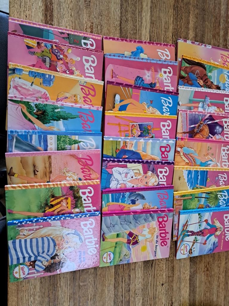 24 leesboeken van Barbie, Boeken, Tijdschriften en Kranten, Ophalen of Verzenden, Gelezen