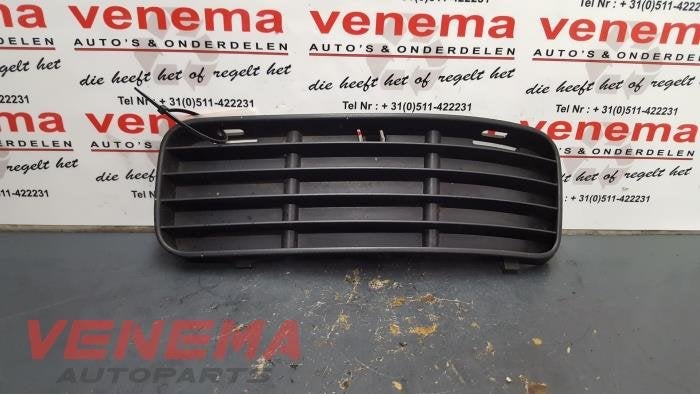 Grille van een Volkswagen Caddy, Gebruikt, -, Volkswagen, -