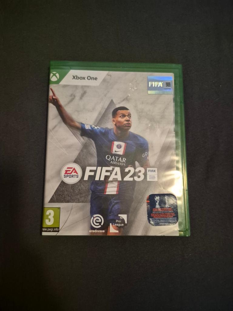 FIFA 23 - Xbox One, Ophalen of Verzenden, Zo goed als nieuw, Eén computer, Sport