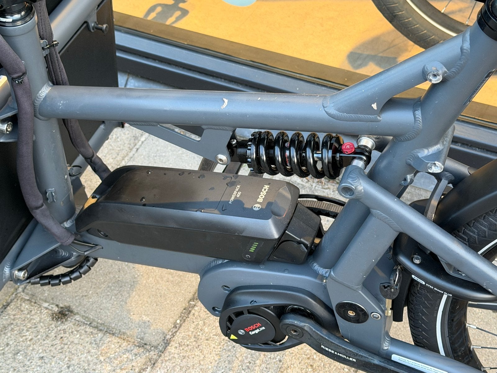 Riese & Müller Load 75 Vario elektrische bakfiets, Fietsen en Brommers, Elektrisch, Zo goed als nieuw, 2 kinderen, Schijfrem