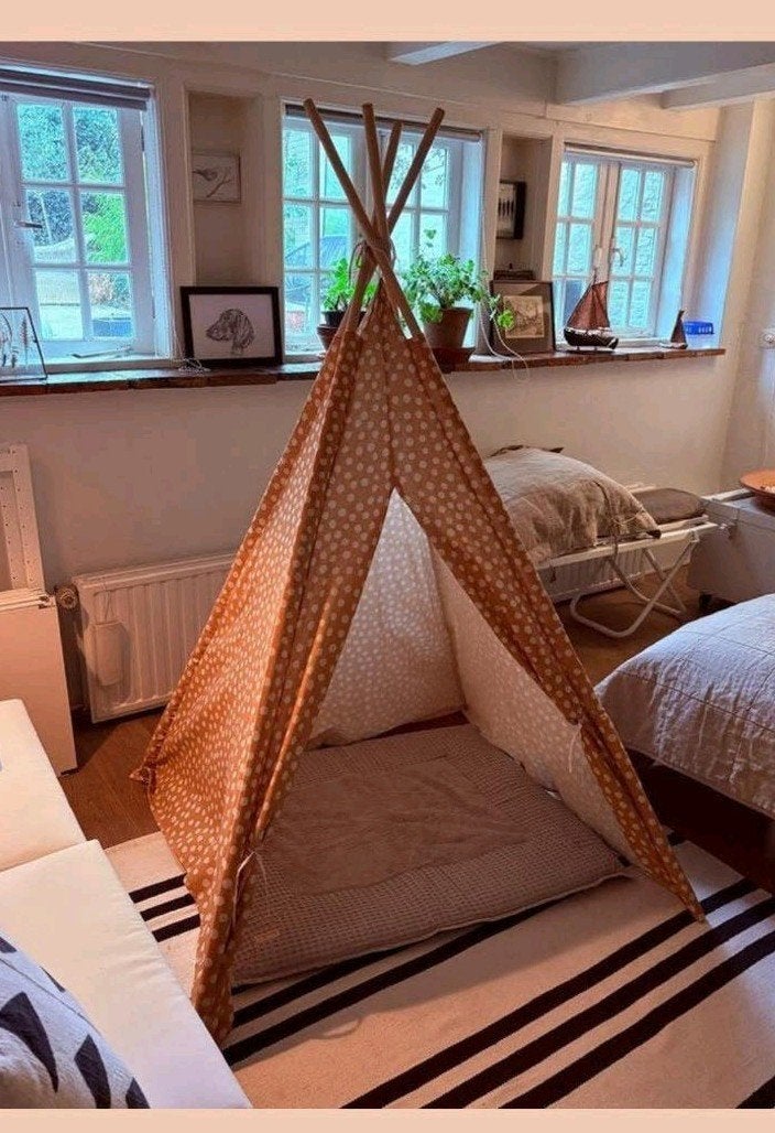 Mooie Tipi tent - Zo goed als nieuw, inclusief hoes, Kinderen en Baby's, Speelgoed | Buiten | Speelhuisjes, Ophalen, Zo goed als nieuw