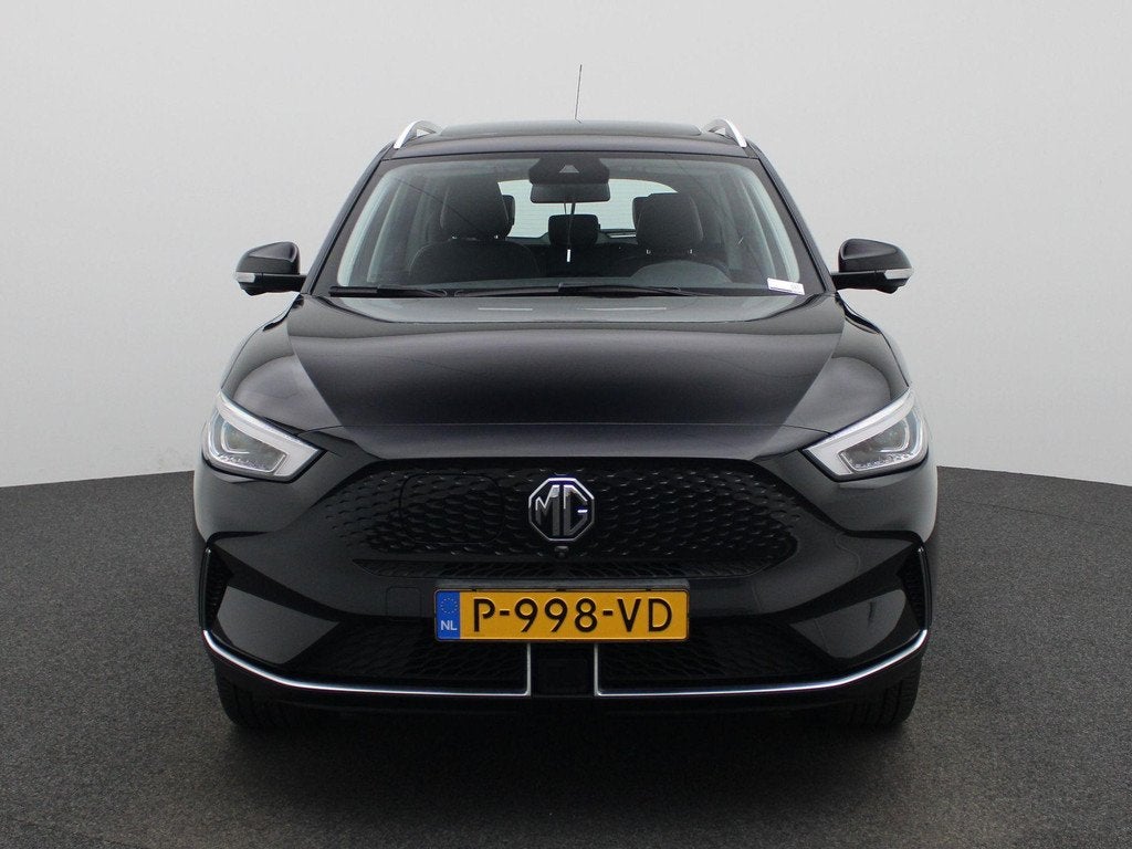 MG ZS EV Standard Range Luxury 50 kWh, Auto's, MG, 12 maanden, Gebruikt, ZS, Zwart