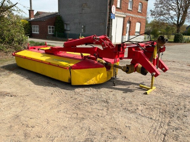 Pöttinger Grasoogstmachine, Akkerbouw, Oogstmachine