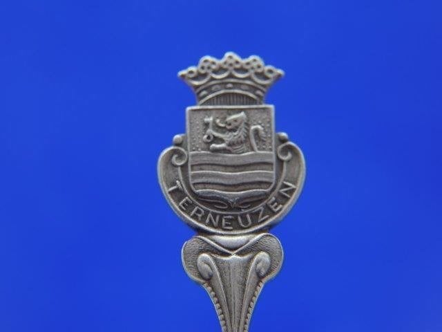 Lepeltje: Terneuzen, Verzenden
