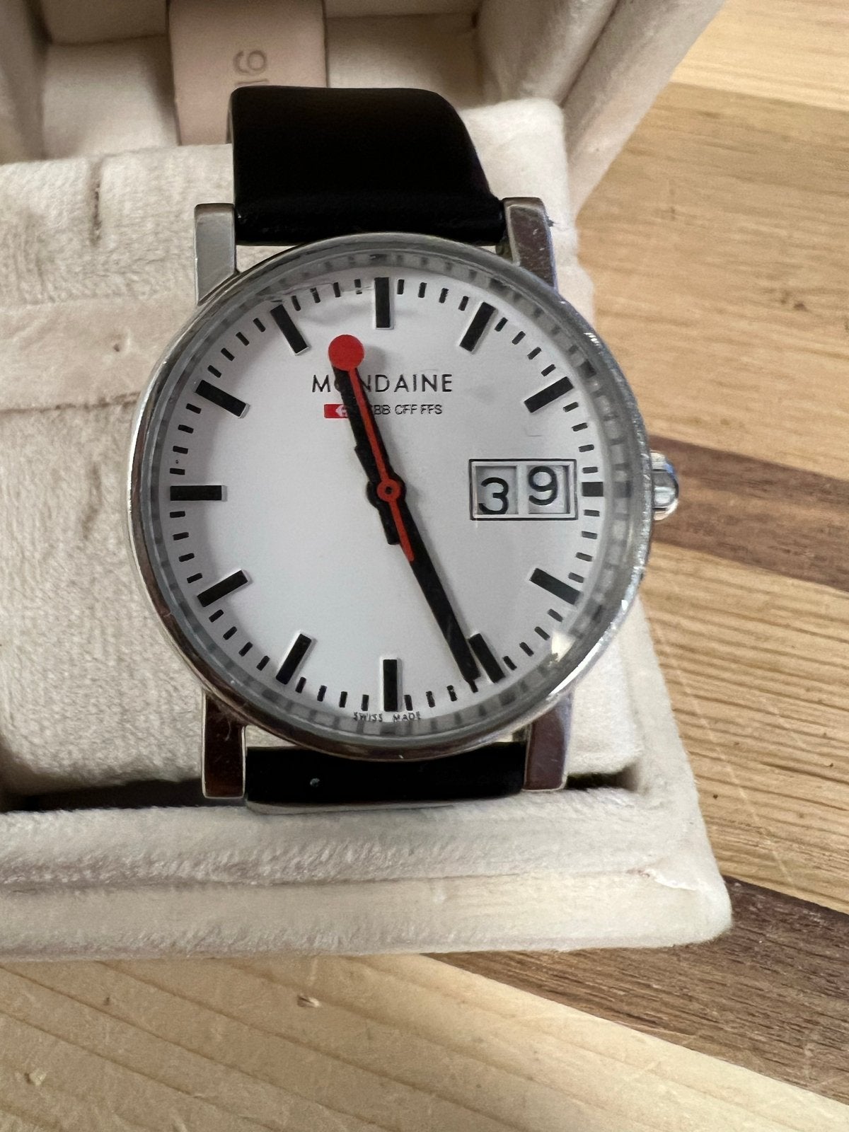 Mondaine EVO 2 Horloge - Klassiek Zwitsers Design, Overige merken, Staal, Polshorloge, Ophalen of Verzenden