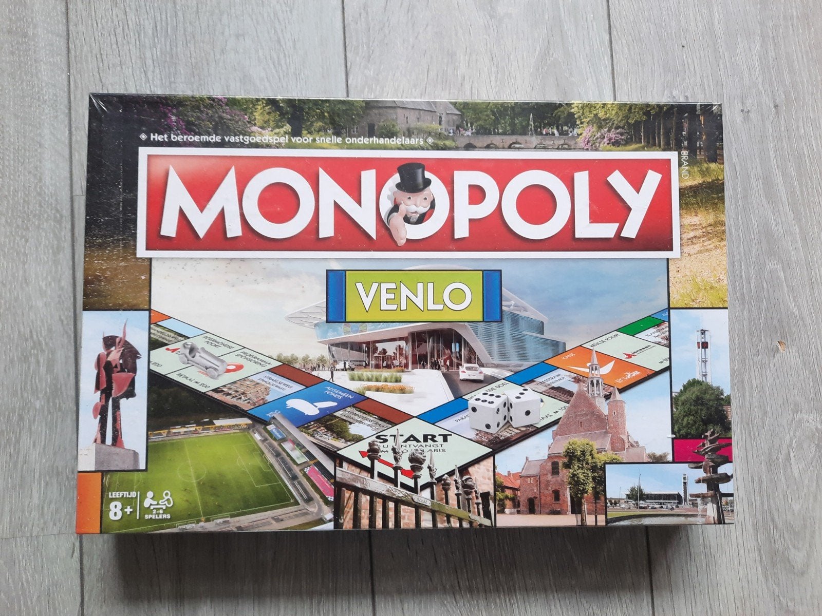 Monopoly Venlo - Het bekende vastgoedspel, Vijf spelers of meer, Ophalen of Verzenden, Nieuw, Hasbro
