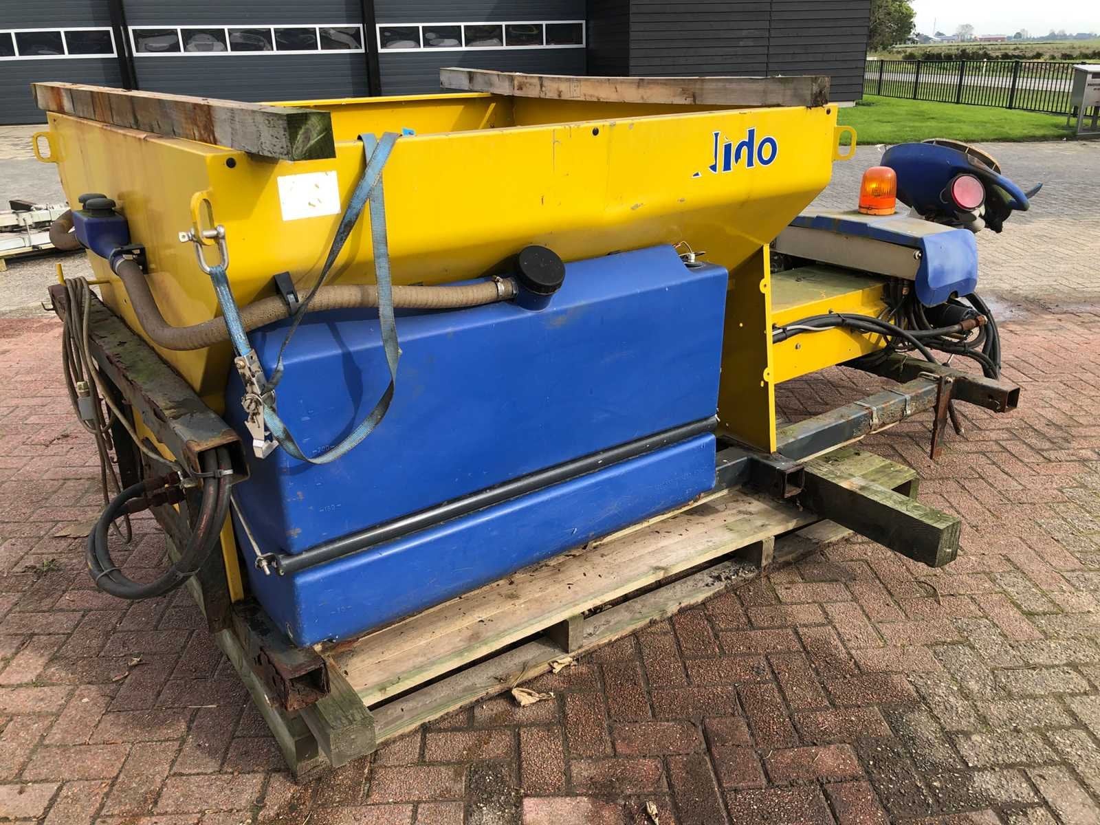 2006 Nido Stratos B11K-24 Zoutstrooier