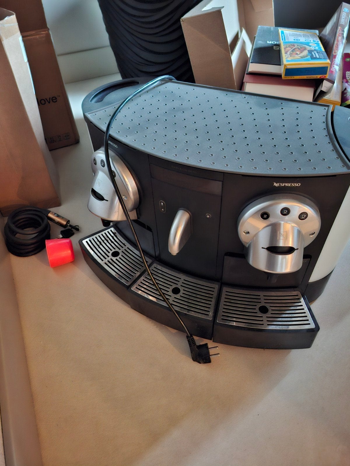 nespresso koffiezetapparaat, Ophalen, Zo goed als nieuw
