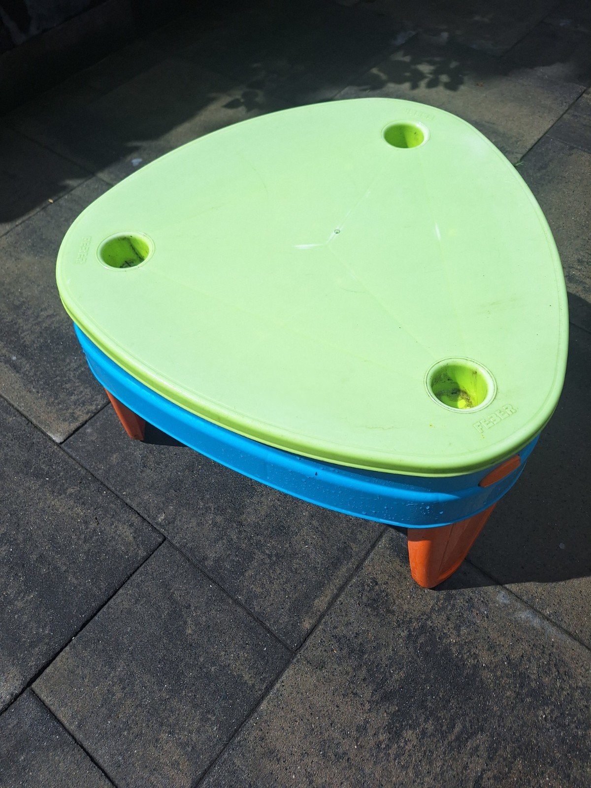 Zand- en watertafel met deksel (FEBER), Ophalen, Gebruikt