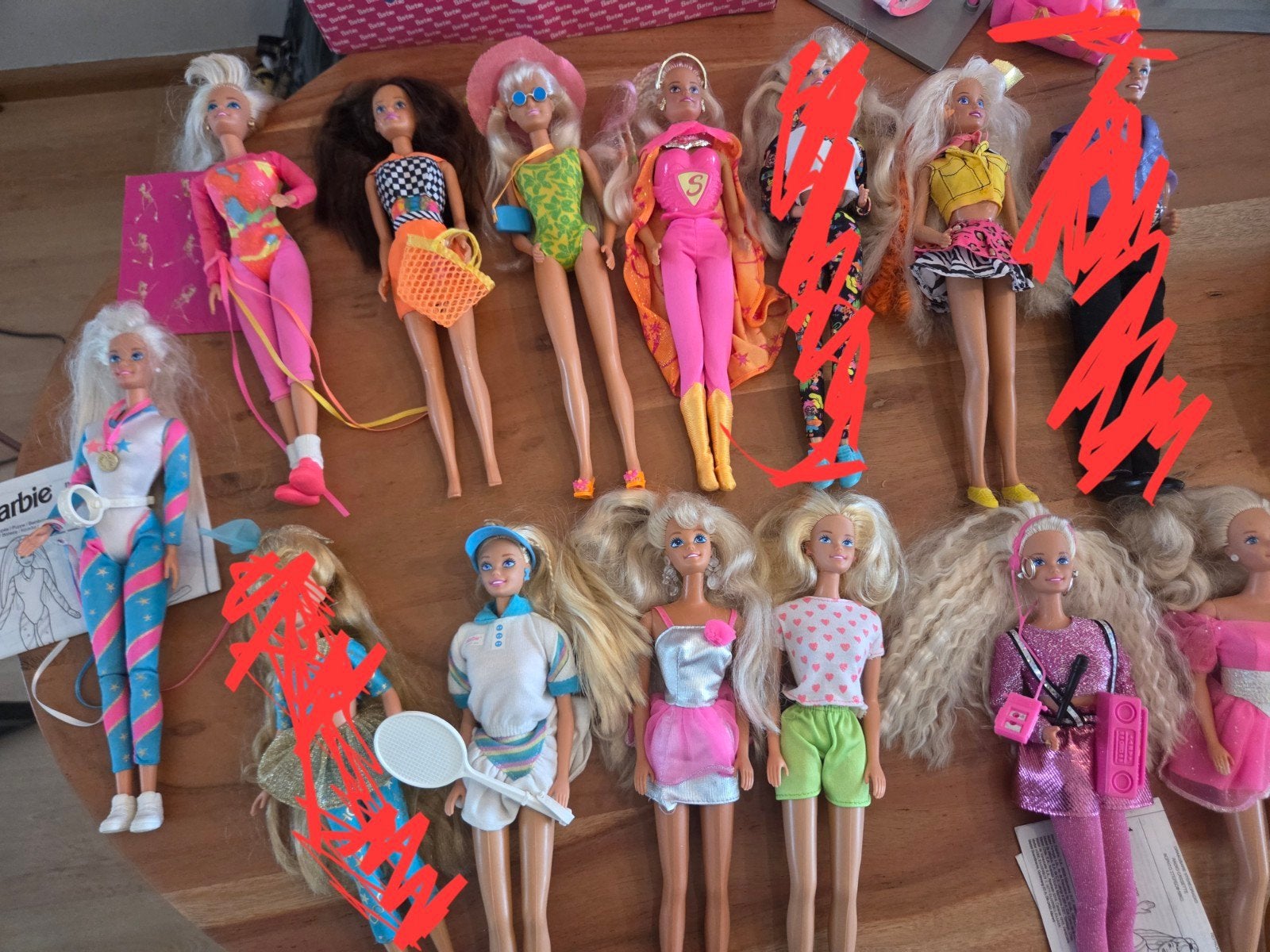 Barbies te koop.