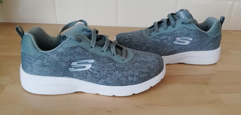 Skechers   Maat 37, Skechers, Overige kleuren, Ophalen of Verzenden, Sneakers of Gympen