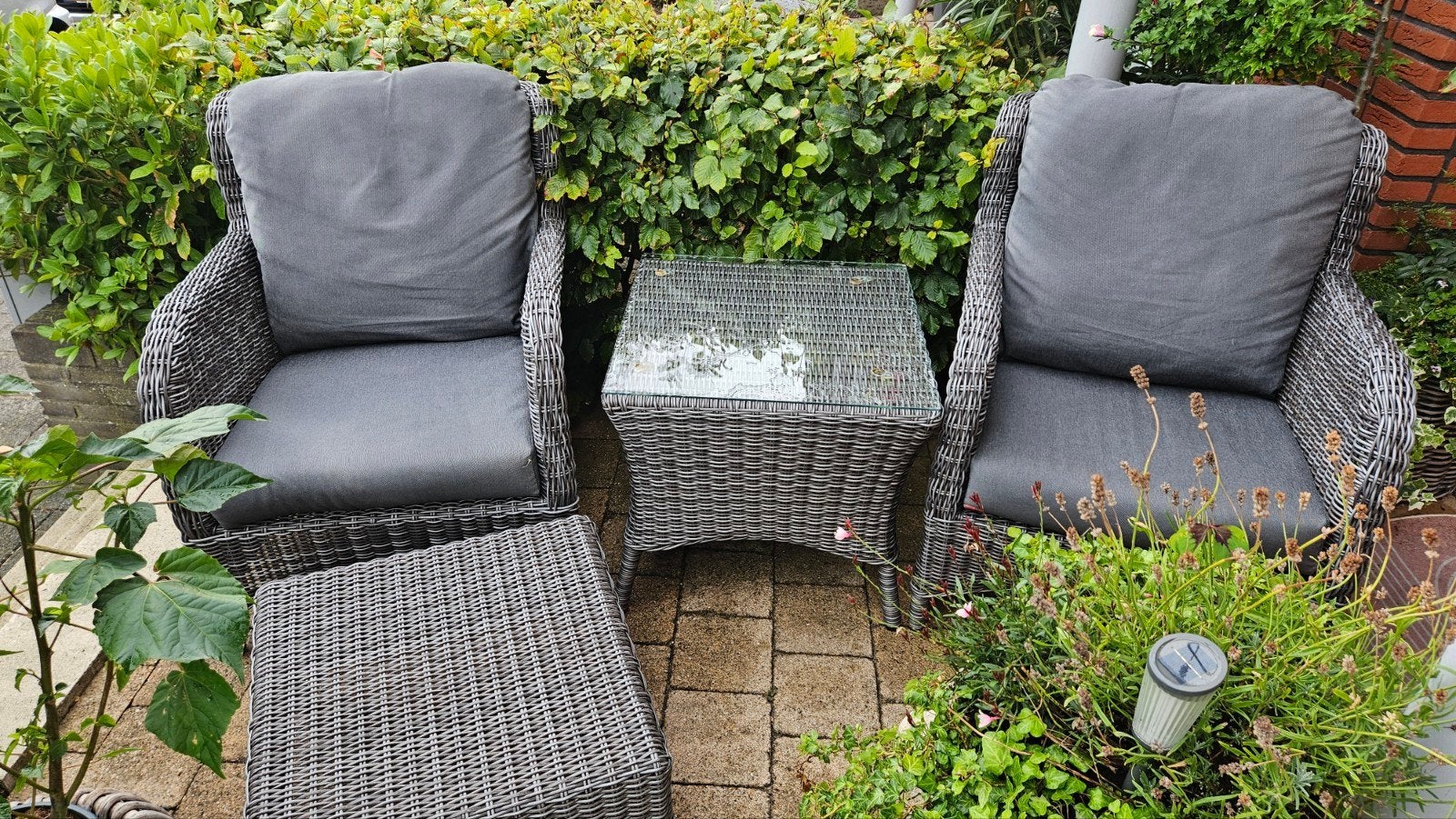2 luxe wicker loungestoelen/tafeltje/hocker loungeset
1 tafe, Tuin en Terras, Hocker, Zo goed als nieuw, Wicker, Ophalen