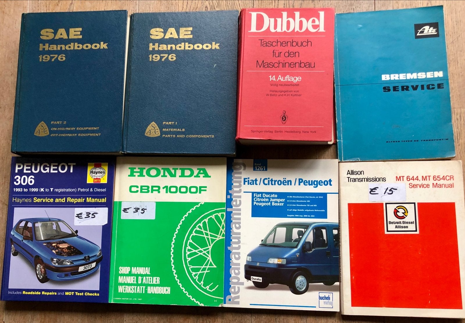 Autotechnische handboeken voor klassiekers en youngtimers, Boeken, Ophalen, Gelezen, Algemeen