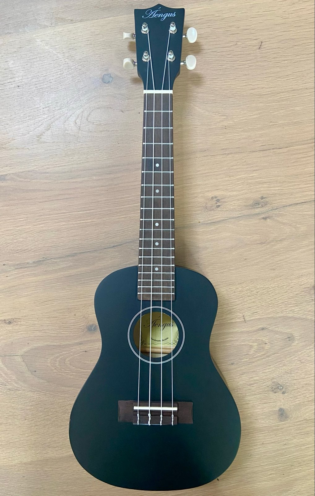 Aengus Concert Ukelele - Nieuw in doos, Ophalen of Verzenden, Nieuw, Ukelele