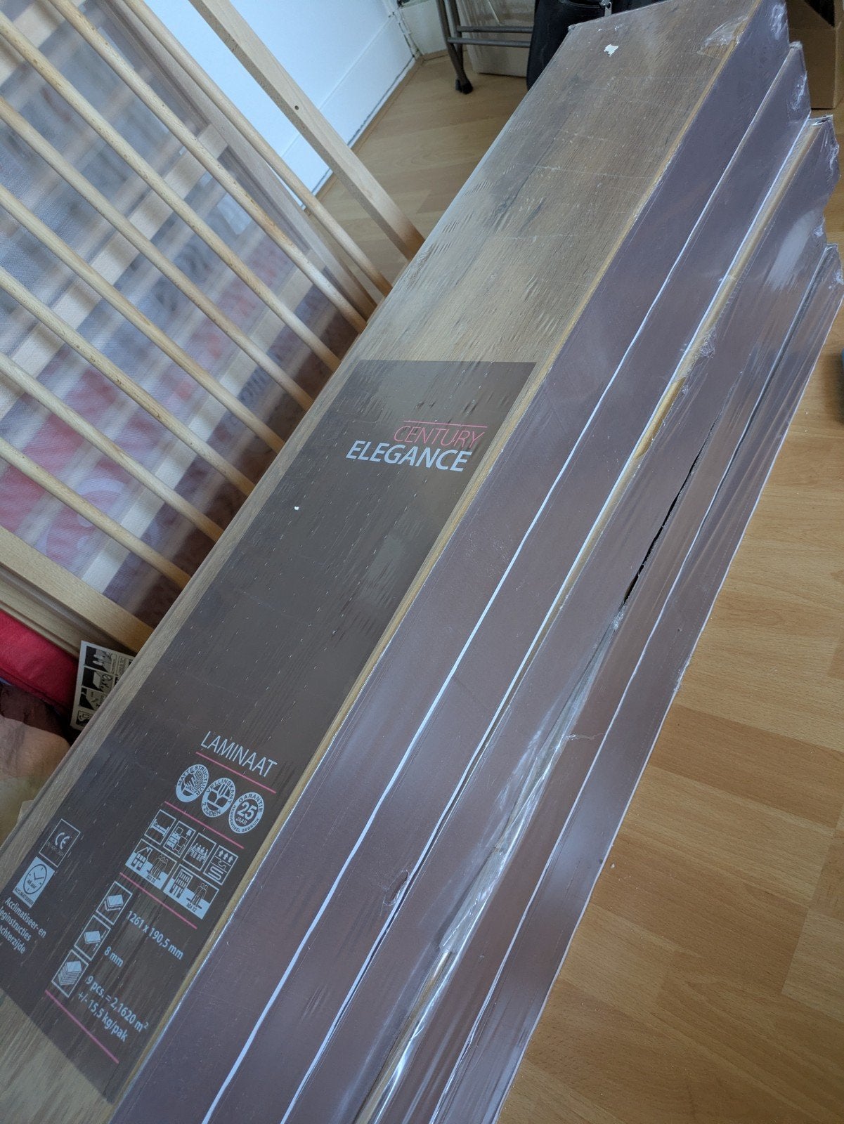 10m2 laminaatvloer, nieuw in verpakking, Ophalen, 50 tot 150 cm, Nieuw, 10 m² of meer