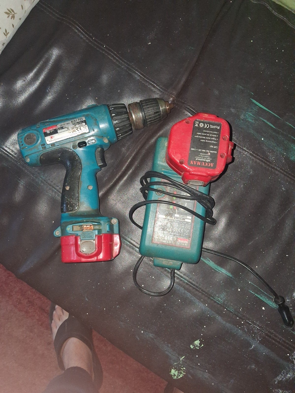 Makita Boormachine 6317D met Accu en Oplader, Boormachine, Gebruikt, Variabele snelheid, Ophalen of Verzenden