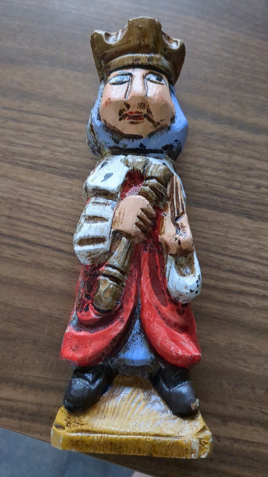 Vintage Houten Koning Beeldje - Handgesneden en Gekleurd, Antiek en Kunst, Minder dan 20 cm, Handgemaakt, Ophalen of Verzenden