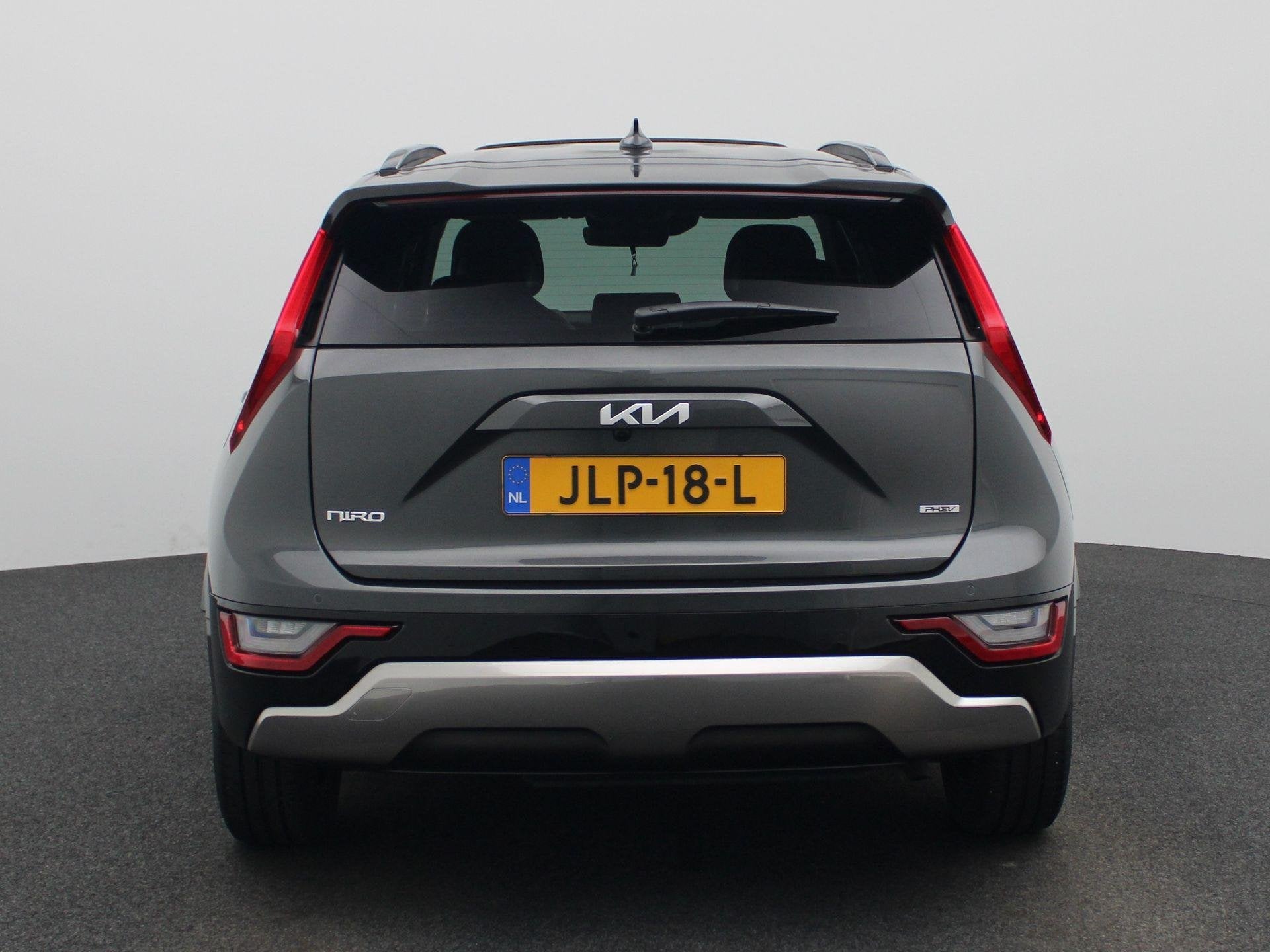 Foto 7 van Kia Niro 1.6 GDi PHEV DynamicPlusLine | Navi | Camera | Elec