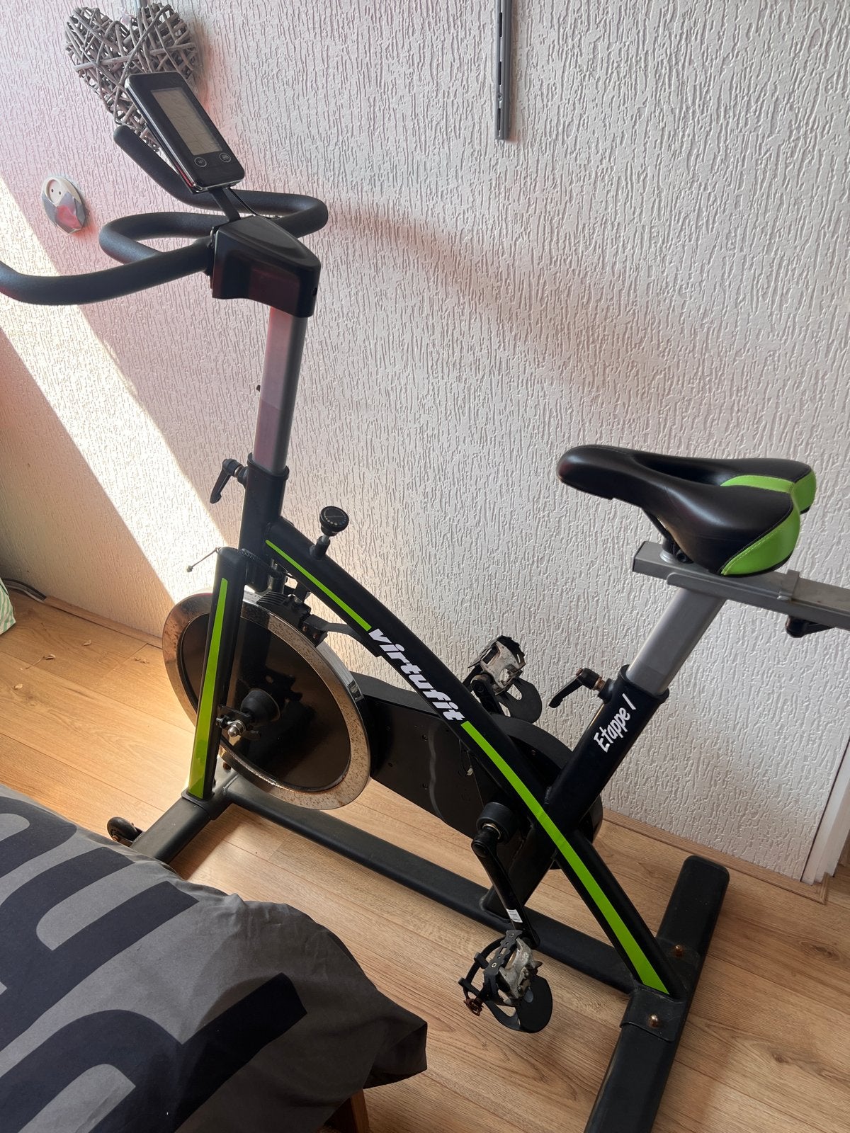 VirtuFit Hometrainer, Ophalen, Gebruikt, Metaal, Benen
