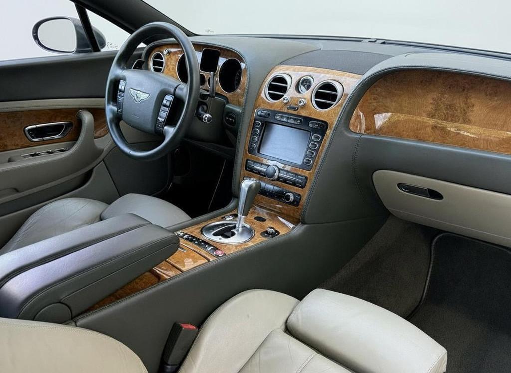 Bentley Continental GT 6.0 W12 Uniek Nederlandse Auto 110123, Auto's, Automaat, Gebruikt, 12 cilinders, Stoelverwarming