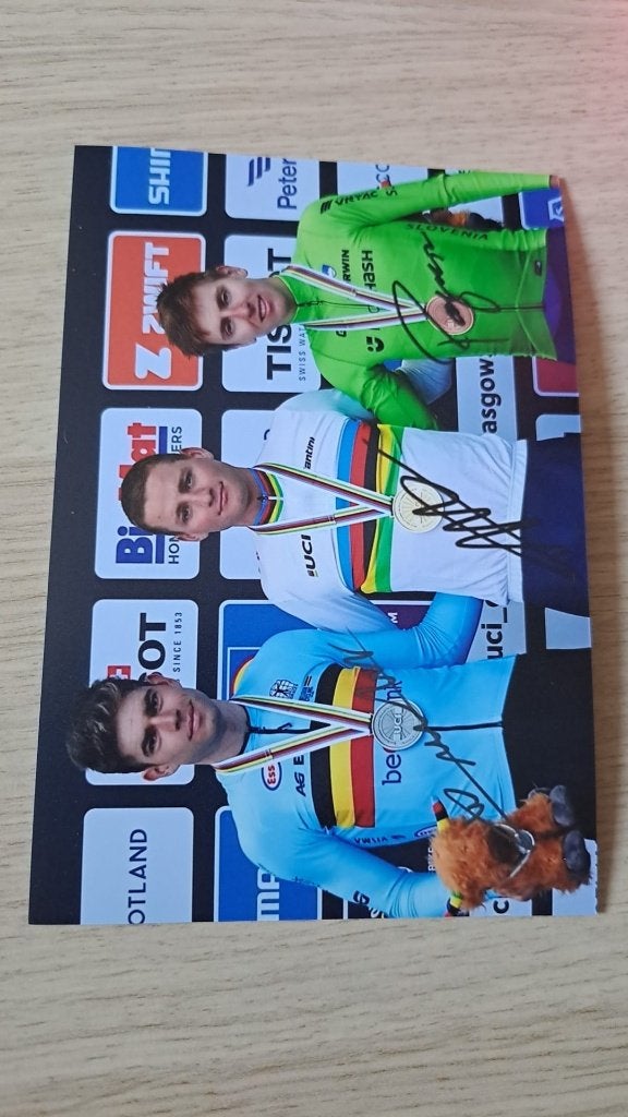 Pogacar + Van der Poel + Van Aert # Foto handtekening (print, Verzamelen, Ophalen of Verzenden, Nieuw, Overige sporten, Overige typen
