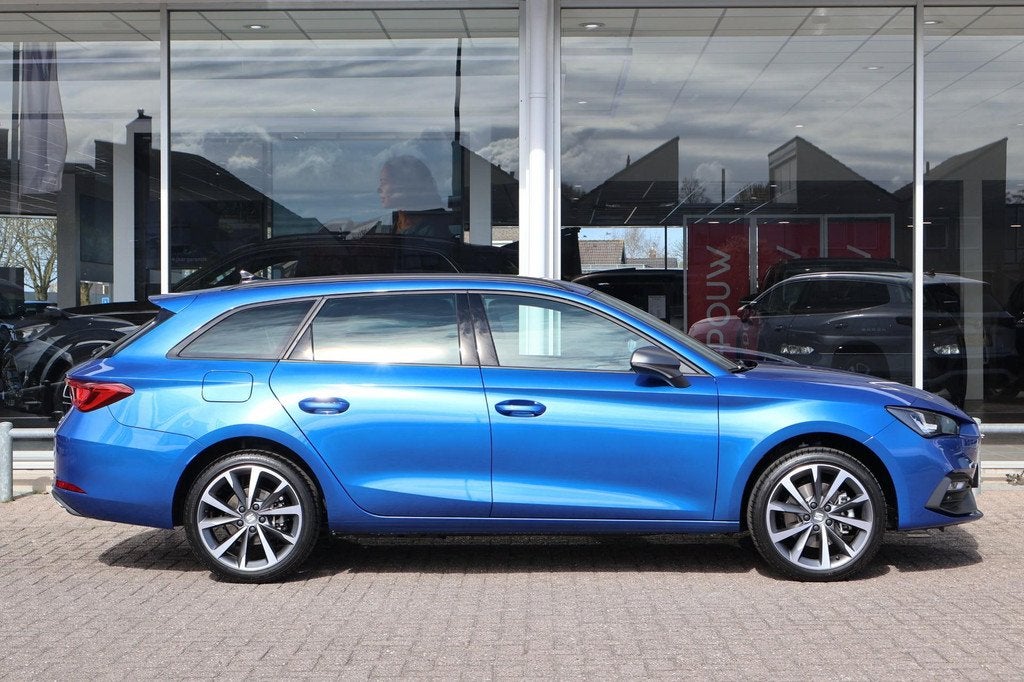 SEAT Leon Sportstourer 1.5 TSI 204pk e-Hybrid FR Business |, Auto's, Seat, 12 maanden, Stof, 4 cilinders, 26 kWh
