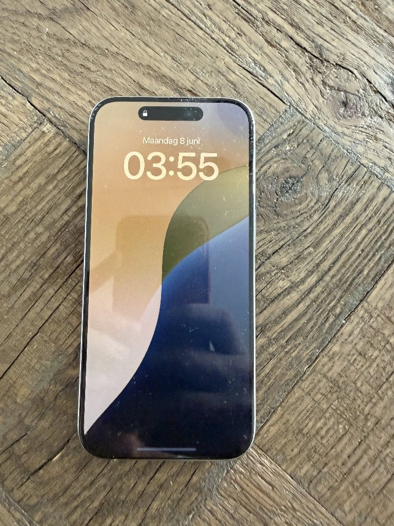 iPhone 15 Pro - Naturel Titanium 256 GB - Achterkant kapot, Gebruikt, 84 %, Zonder simlock, Zonder abonnement