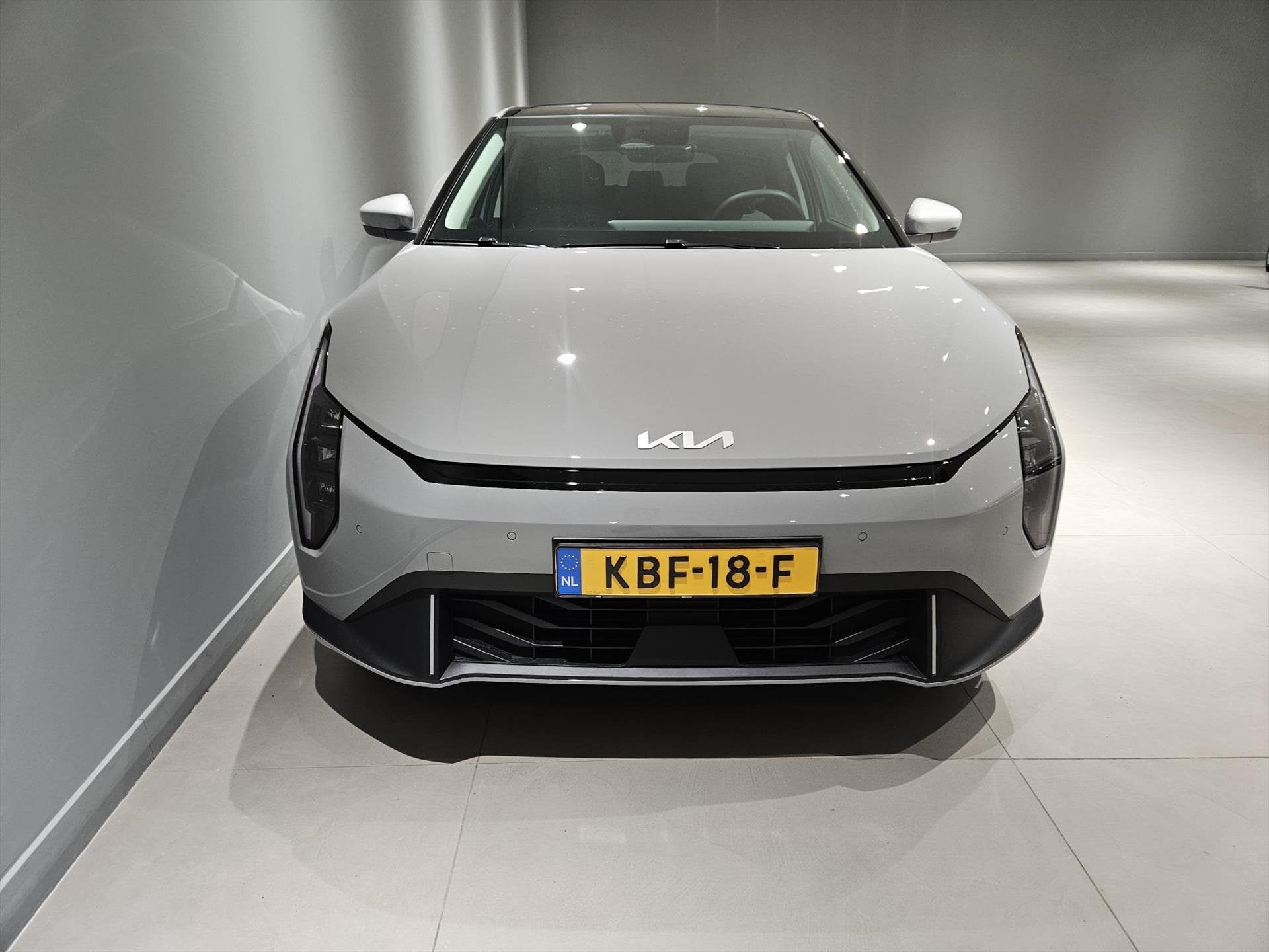Kia Ev4 58,3 kWh 204PK Plus Advanced, Auto's, 12 maanden, Gebruikt, Zwart, 68 pk