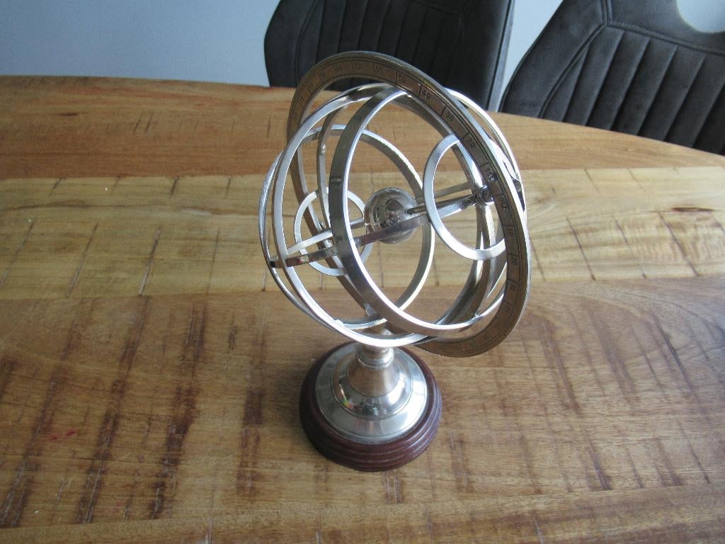 Wereldbol Armillary Armillarium Hemelbol Zilverkleurig hout, Ophalen of Verzenden, Zo goed als nieuw