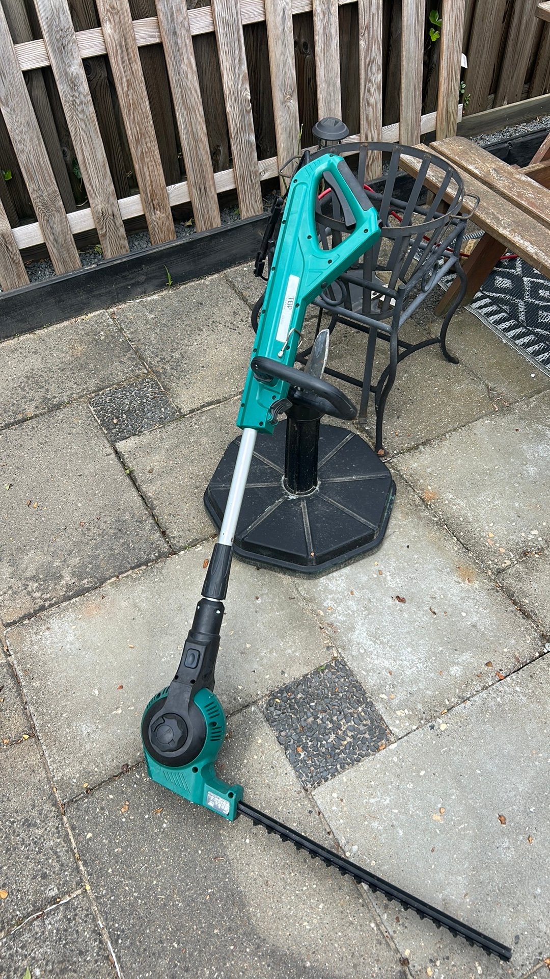 Haakse heggeschaar, Tuin en Terras, Heggenscharen, Ophalen of Verzenden, Zo goed als nieuw, Elektrisch