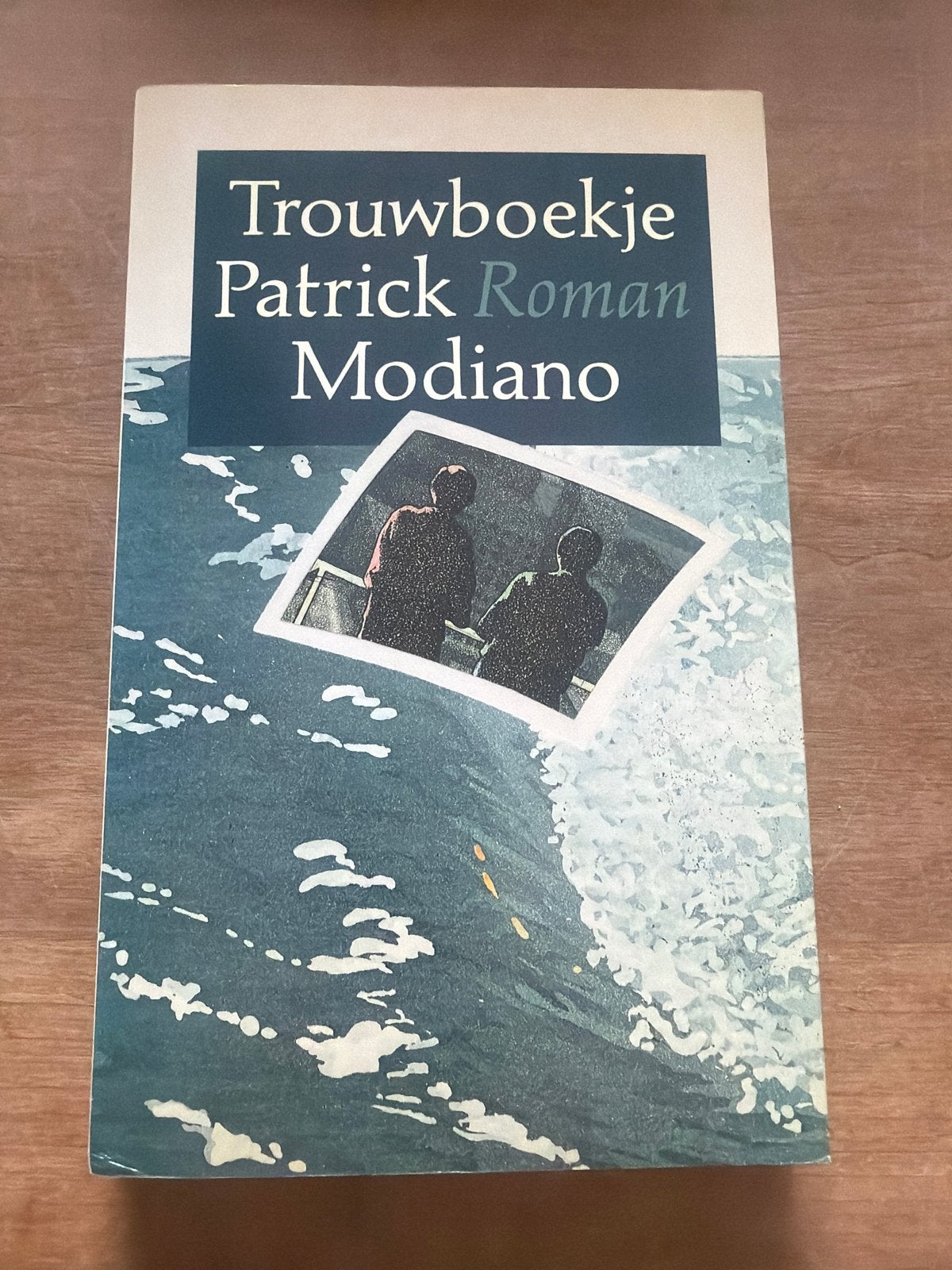 Trouwboekje - Patrick Modiano (Roman), Ophalen of Verzenden, Gelezen, Europa overig