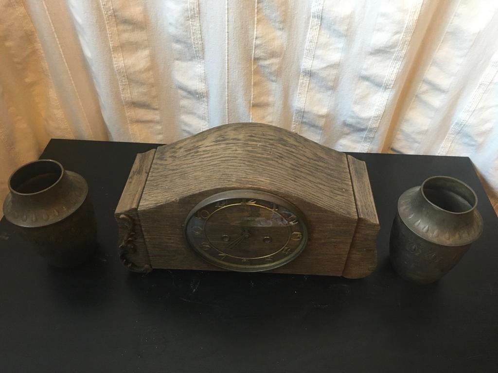 Antieke Pendule Klok met Koperen Vazen, Jugendstil, Antiek en Kunst, Antiek | Klokken, Ophalen of Verzenden