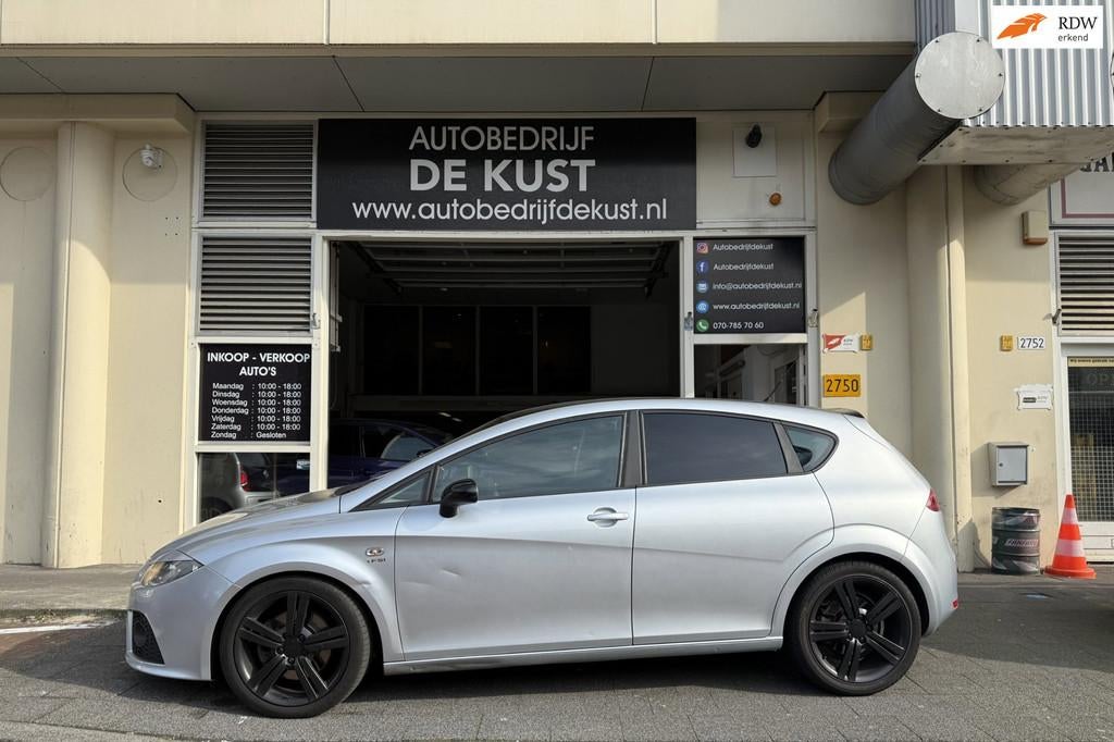 Seat Leon 2.0 TFSI FR DSG 2007 Leder Navi/Cam Clima, Auto's, Gebruikt, Zwart, 4 cilinders, 1984 cc