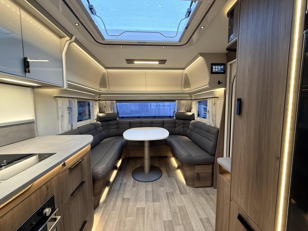 Kabe Imperial 740 TDL E8, Caravans en Kamperen, Rondzit, Schokbreker, 7 tot 8 meter, Bedrijf