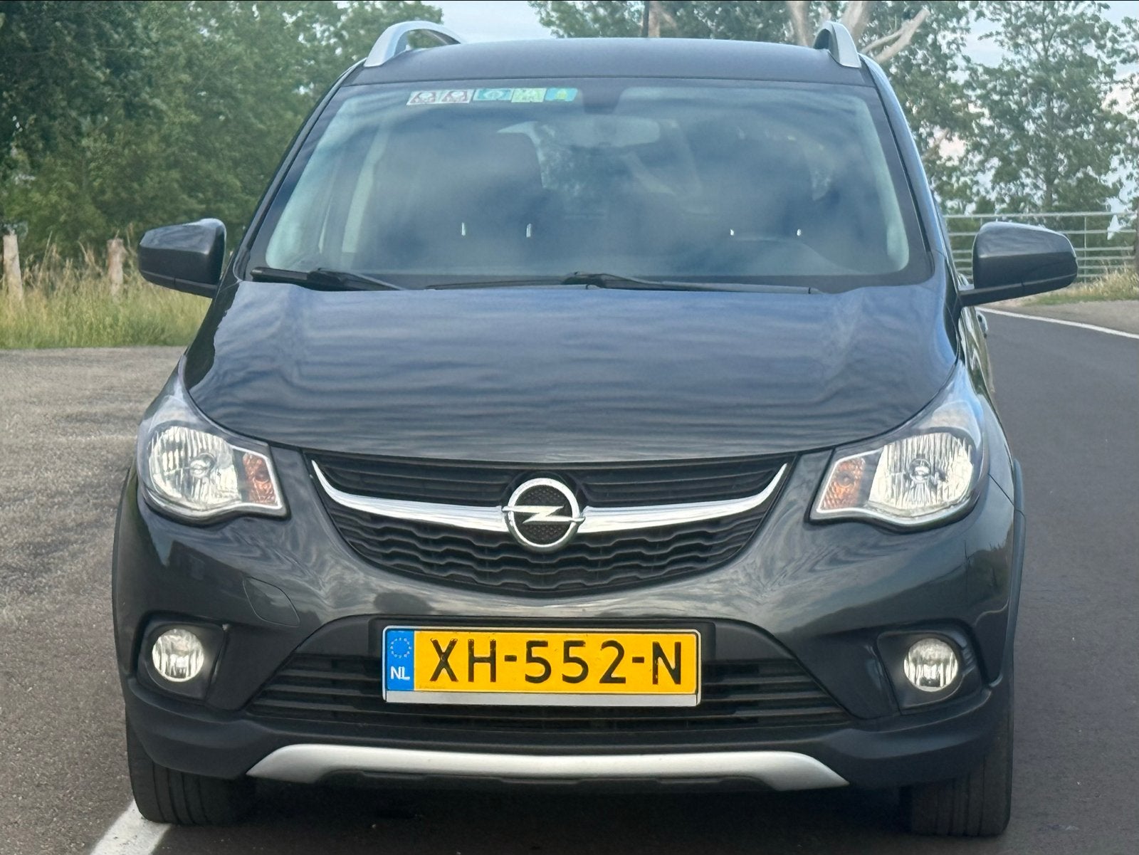 Opel Karl Rocks 1.0 Start/stop 75pk 2018 Grijs, Auto's, Opel, Voorwielaandrijving, 839 kg, 74 pk, Metallic lak