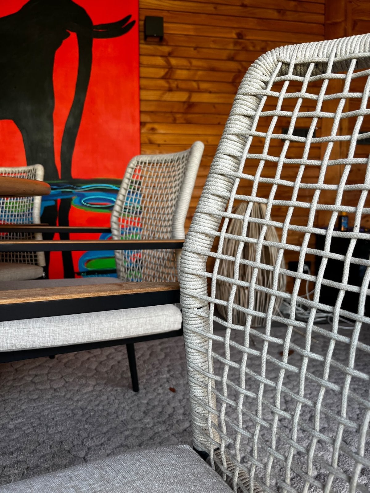 Foto 8 van Ronde eettafel met 6 stoelen - Teakhout en Wicker