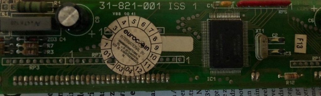 5 pin's Gokkast Display en werkend, Ophalen of Verzenden, Zo goed als nieuw