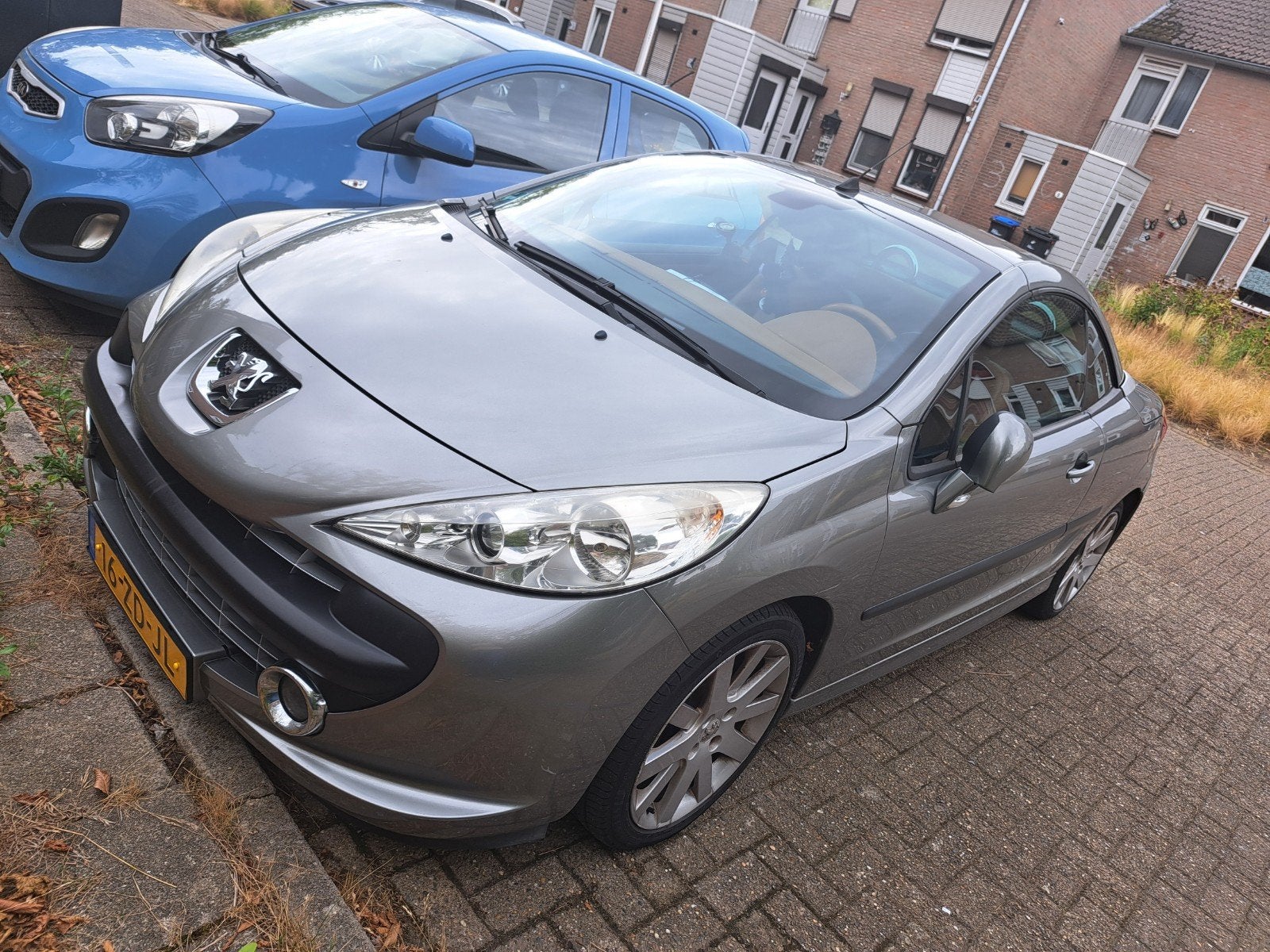 Peugeot 207 1.6 VTI CC 88KW AUT 2008 Grijs, Auto's, Cruise Control, 4 cilinders, Cabriolet, 4 stoelen