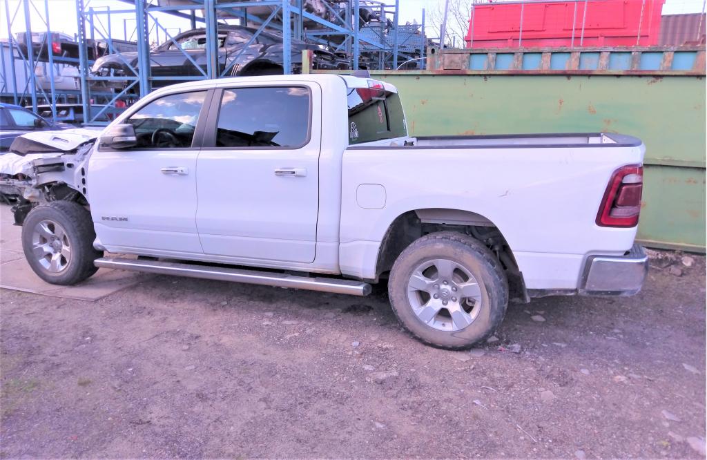 Dodge Ram 5.7ltr 2019 Lonestar voor demontage, Auto-onderdelen, Carrosserie en Plaatwerk, Gebruikt, PO Box 21-8004 | Auburn Hills, MI 48321-8004