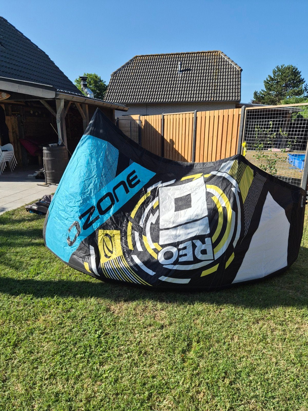 Ozone Reo kitesurf kite - Zeer nette staat, Watersport en Boten, Geen board, Ophalen, Zo goed als nieuw