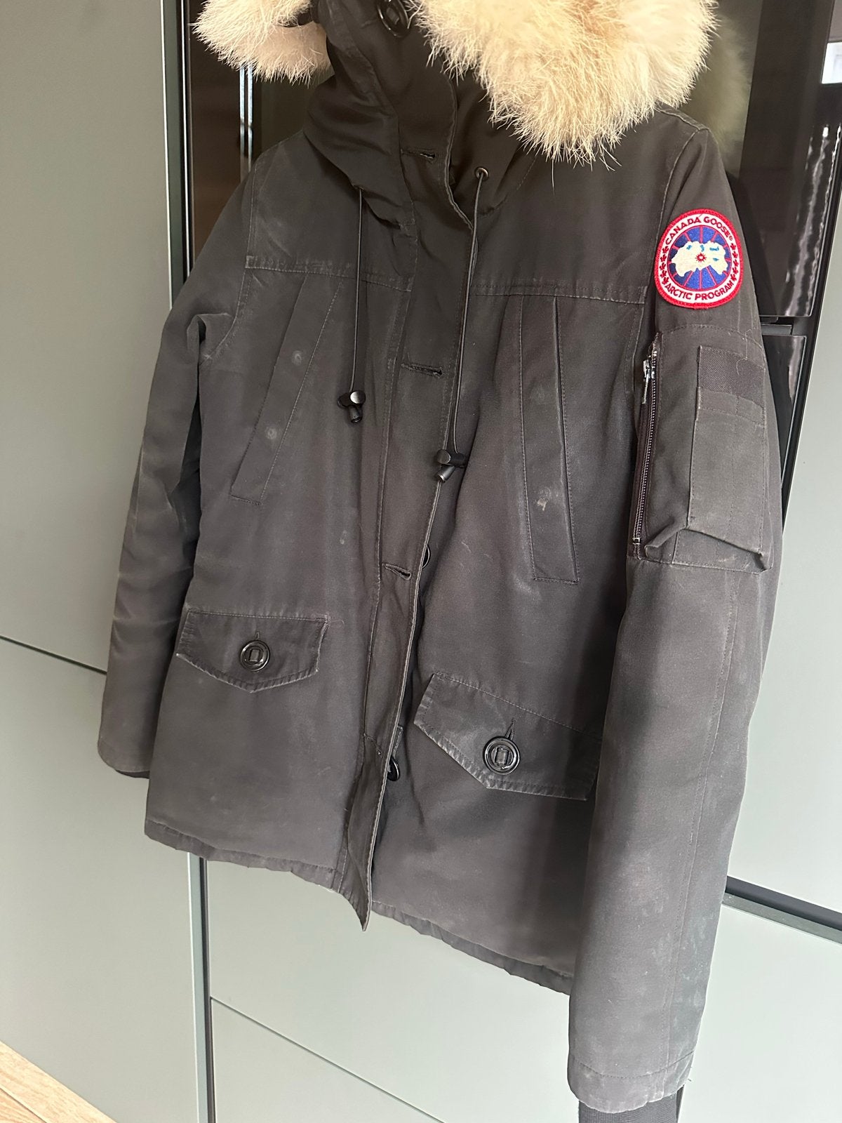 Canada Goose jas met bontkraag, Ophalen of Verzenden, Gedragen, Maat 36 (S), Zwart